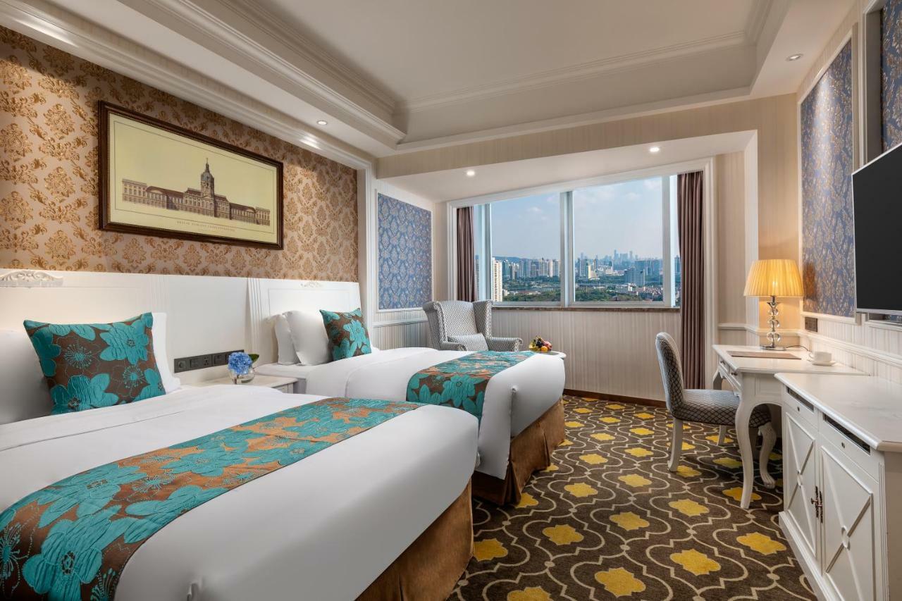 Ramada Encore Wyndham Nanning City Center Qingxiu Exterior photo